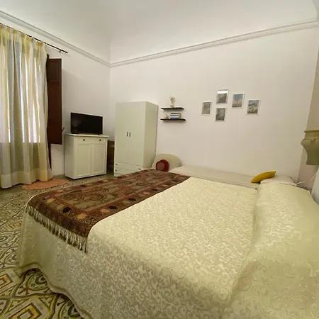 La Casa Dei Fiori * Castelluzzo