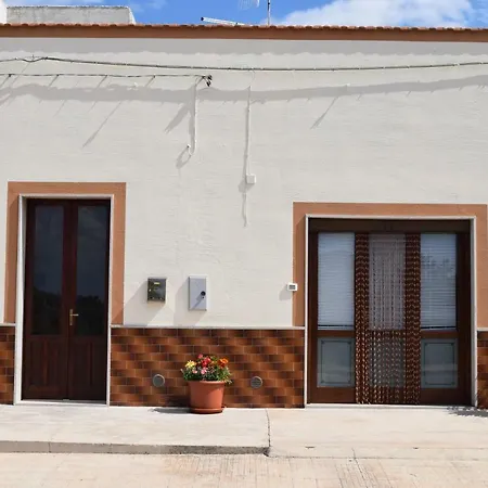 Holiday home La Casa Dei Fiori Castelluzzo